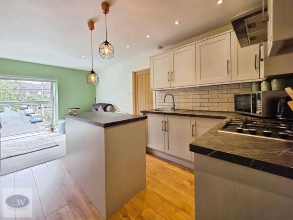 1 bed Flat for sale Image 2