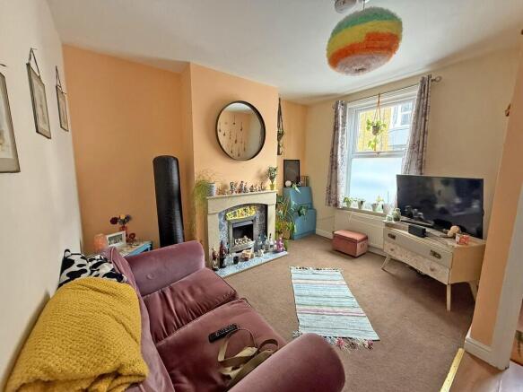 3 bed Terraced for sale Image 2