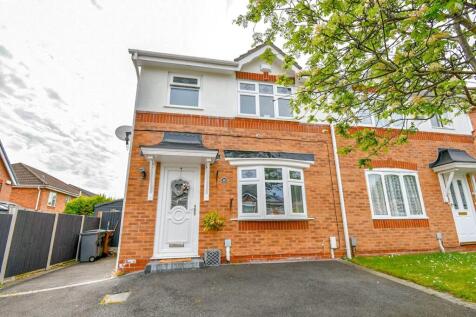 Wilfred Owen Drive, Claughton, Wirral