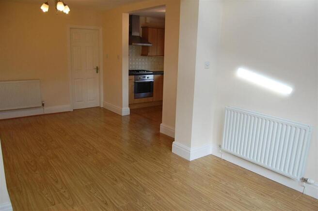 Sun / Dining Room