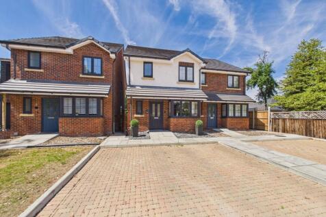 Noble Close, Farnborough, Hampshire, GU14