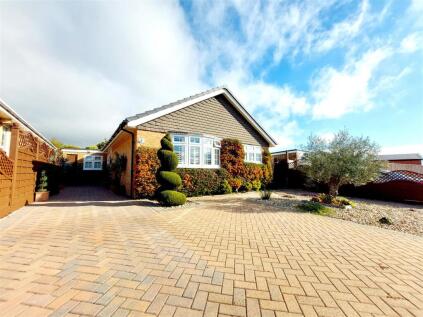 Lucinda Way, Seaford