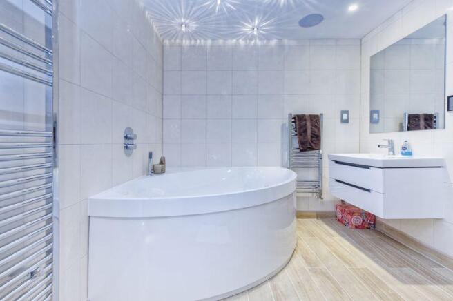 Master En-suite