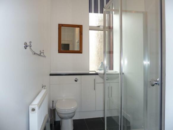 52 Stanley Street - Bathroom