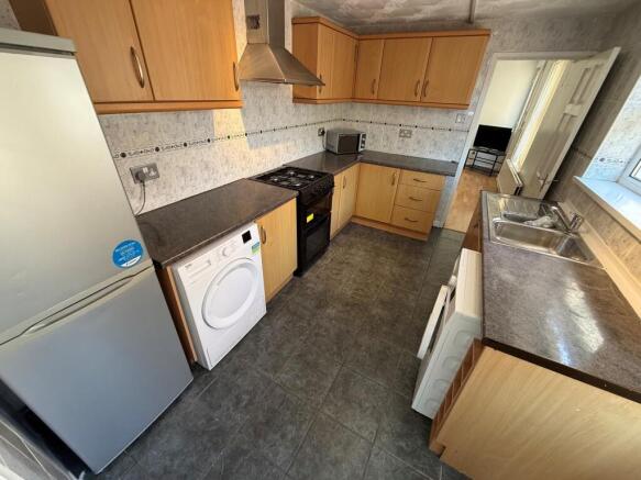 7 letty kitchen 2