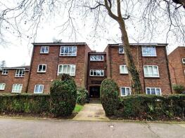 Flat 6, 1 Ridgeway Court, The Avenue, Pinner HA5 4UT