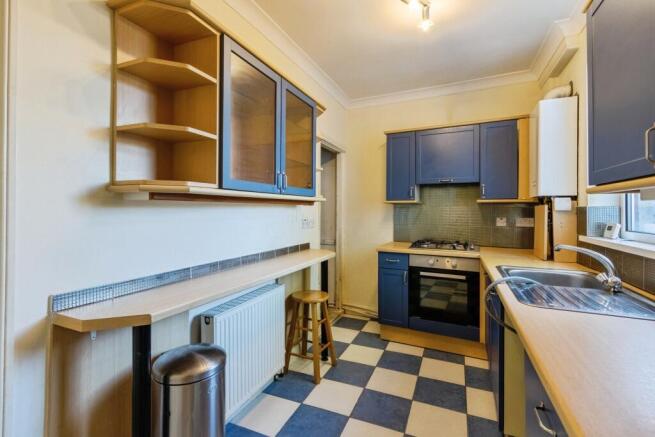 2 bed Terraced for sale Image 6