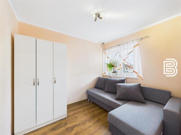 Bedroom 4.jpg