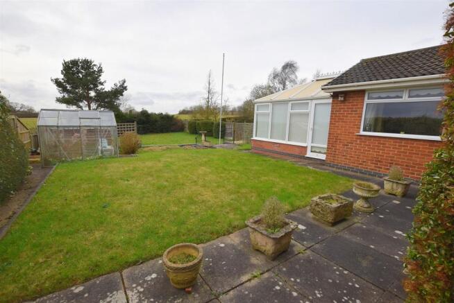 Generous Enclosed Rear Garden