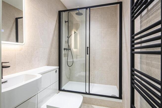 2 bed Apartment for sale Image 7