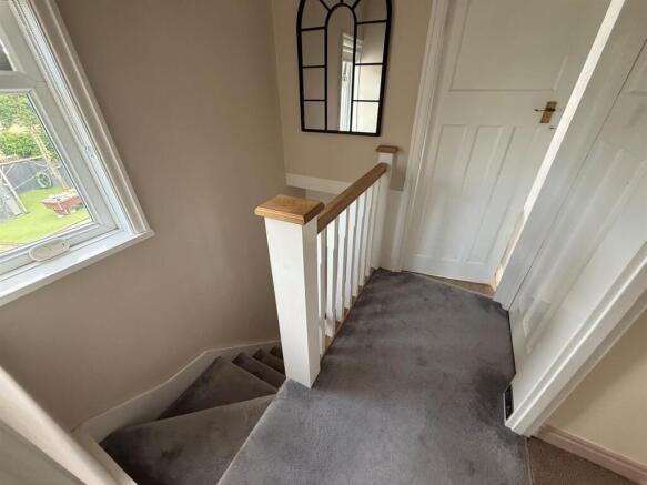 3 bed Semi-Detached for sale Image 5