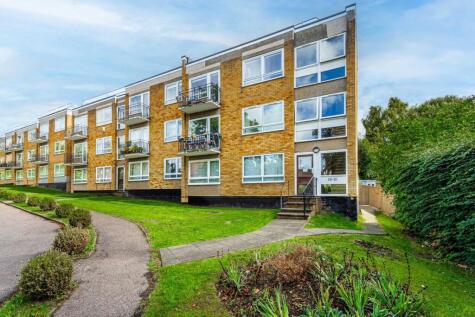 Albany Court, Milton Road, Harpenden, Hertfordshire, AL5