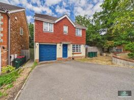 8, Ritchie Close, Maidenbower, Crawley RH10 7NA