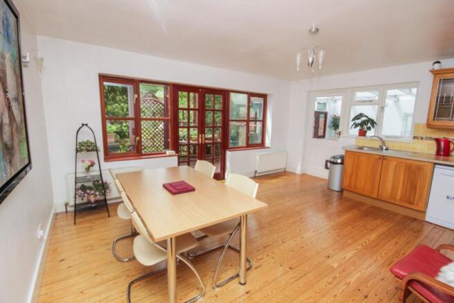 Kitchen Diner