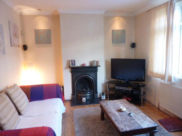 Photo 3
