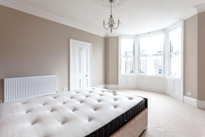 4 bed Terraced for sale Image 10