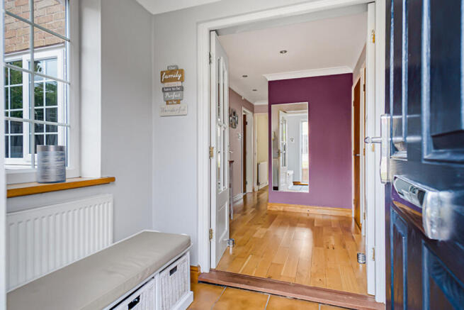 3 bed Detached for sale Image 10