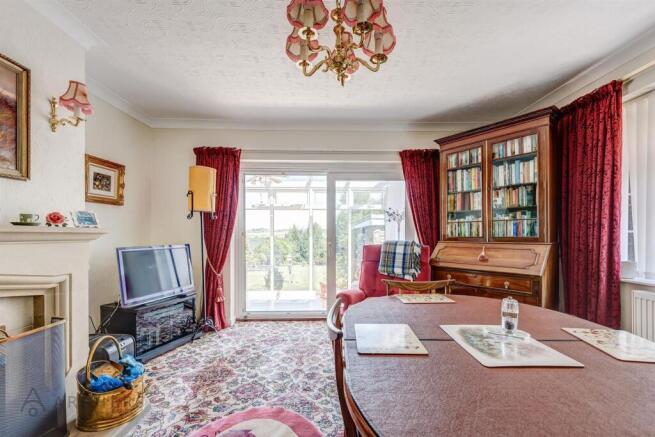 3 bed Detached Bungalow for sale Image 12