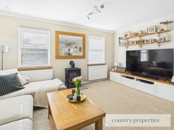 Carvers Croft, Woolmer Green, Knebworth, SG3 photo 2