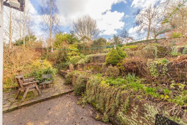 Long-Lane-Leicester-detached-house-IMG_0060.jpg