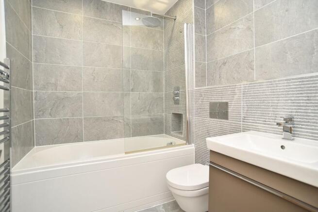 2 bed Terraced for sale Image 8