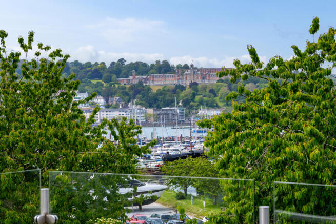 19 Deck View