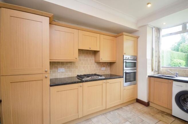 3 bed Semi-Detached for sale Image 5