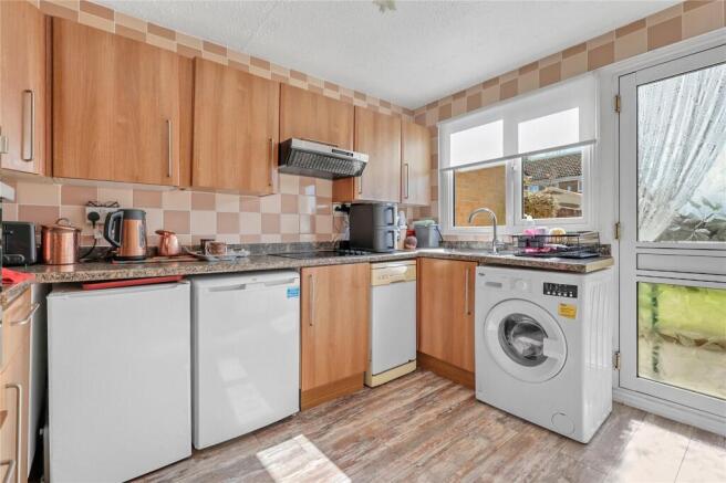 3 bed Semi-Detached for sale Image 8