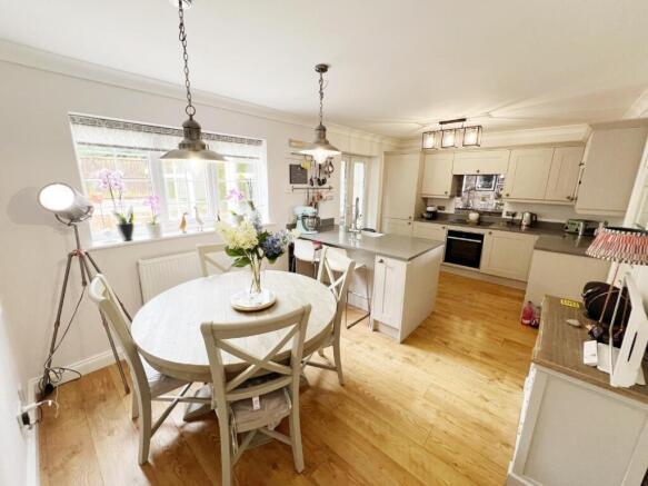 Kitchen / Diner