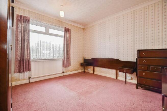 2 bed Detached Bungalow for sale Image 9