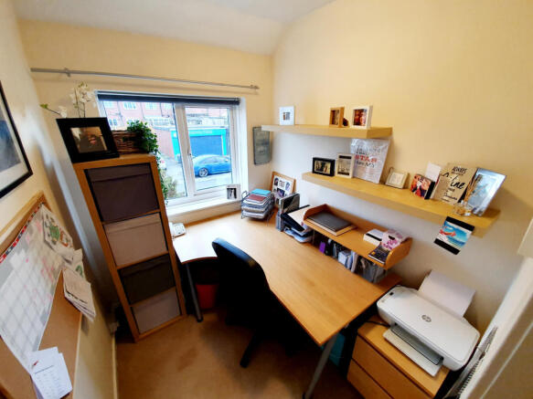 Photo 10