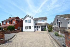 60, Princess Gardens, Rochford SS4 3BJ