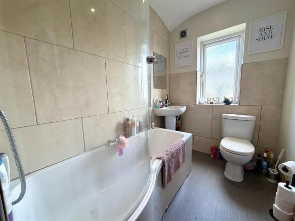 2 bed Semi-Detached for sale Image 10