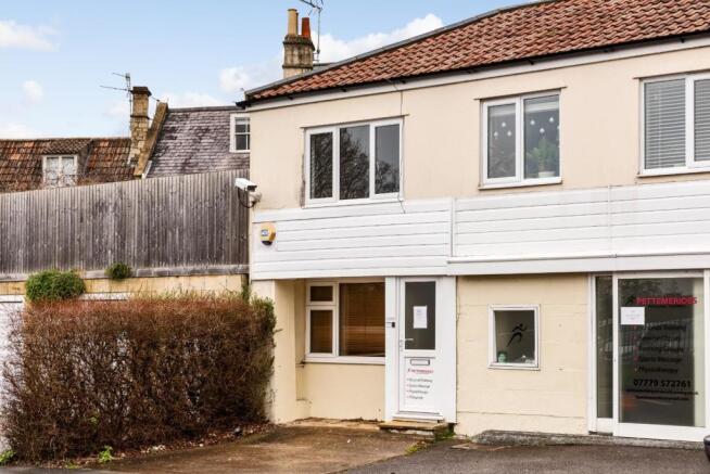 Flat 1, 239 London Road East, Batheaston, BA1 7RL-