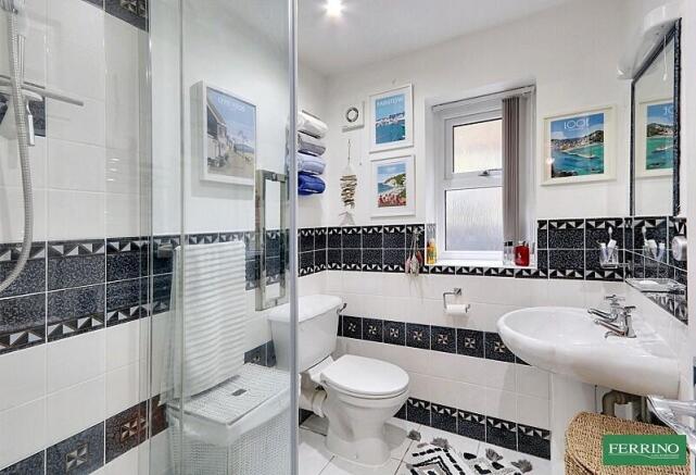 Master En-suite