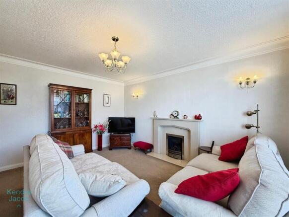 3 bed Detached for sale Image 12