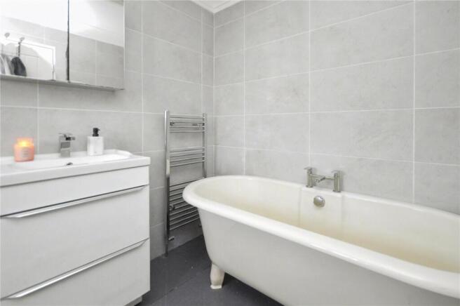 2 bed Bungalow for sale Image 7