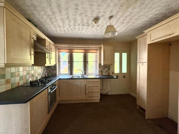 3 bed Detached Bungalow for sale Image 5
