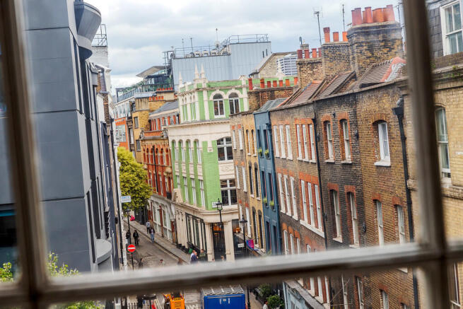 Broadwick_Street_...