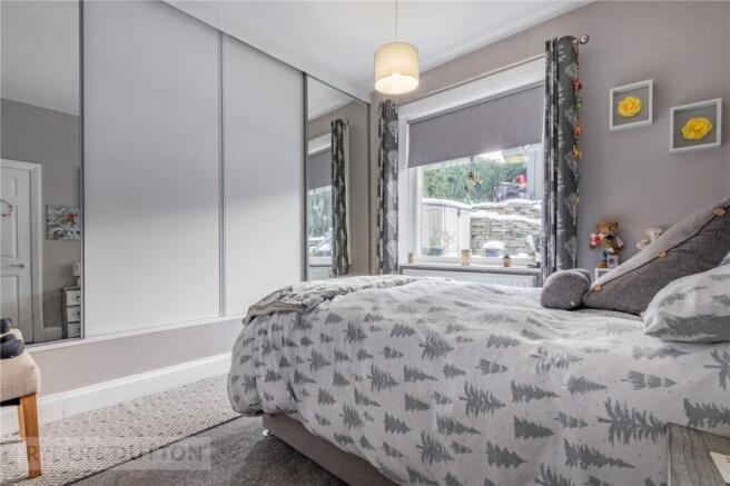 2 bed Bungalow for sale Image 10