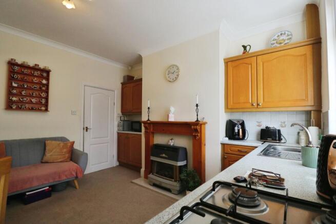 2 bed Terraced for sale Image 6