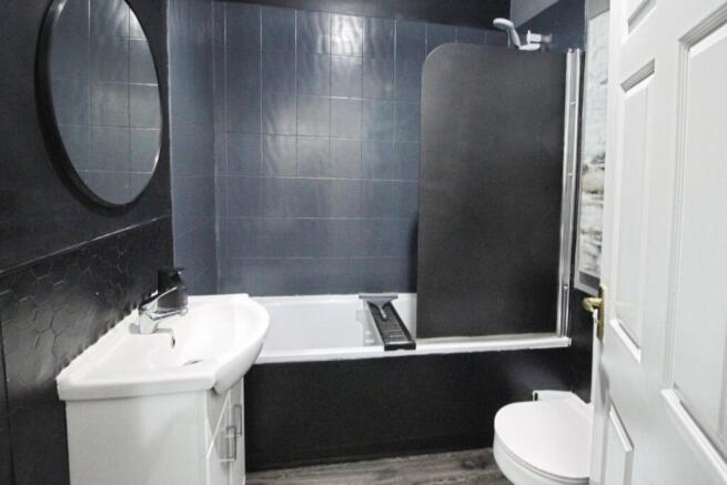 1 bed Apartment for sale Image 8
