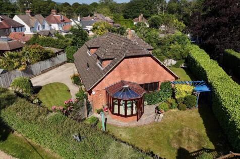 Farthingham Lane, Ewhurst, GU6