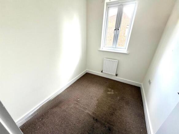 3 bed Terraced for sale Image 8