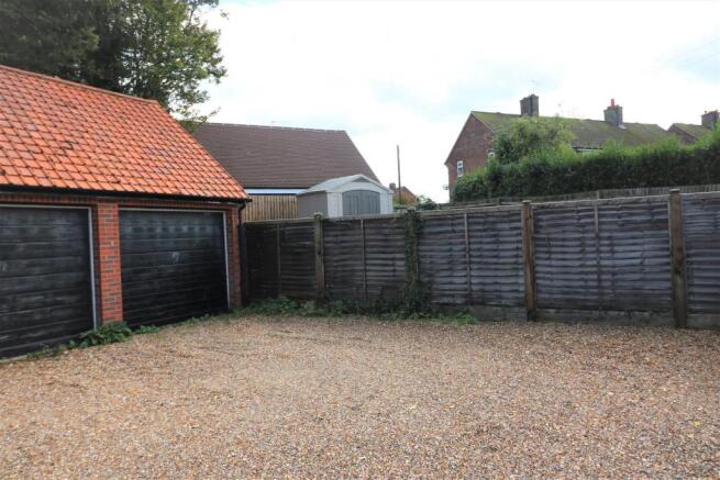 Rear & Side Gardens