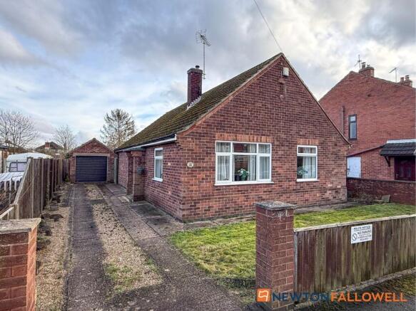 3-bed detached on Brockton Avenue, Farndon, NG24, £250,000