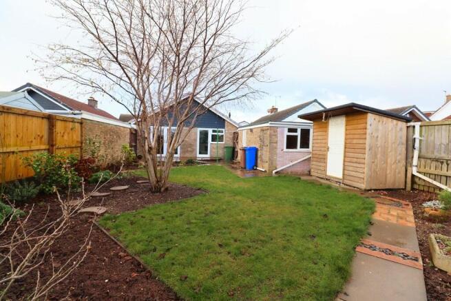 2 bed Detached Bungalow to rent Image 11