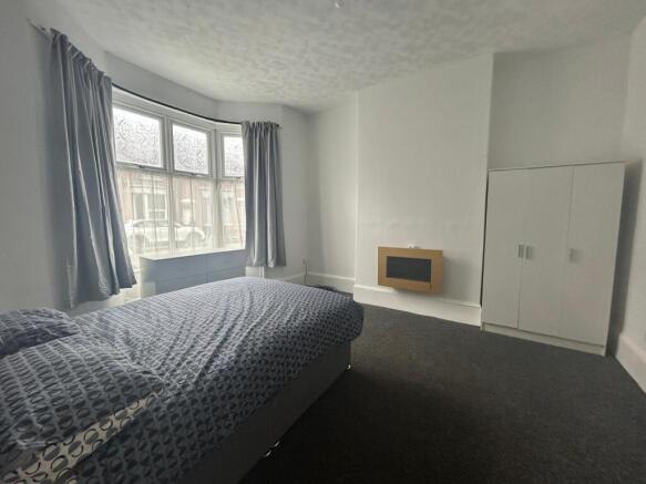 1 bed House Share to rent Image 4