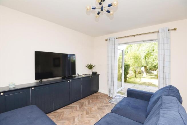 Lounge: