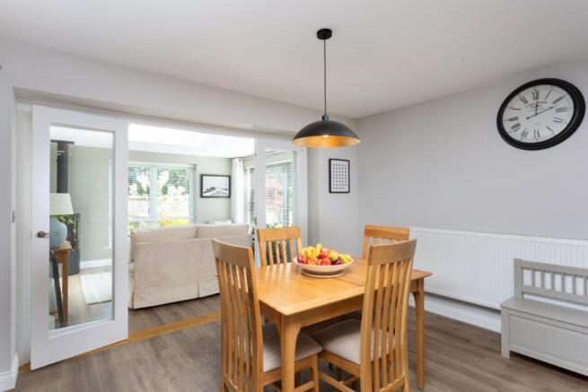 2 bed Detached Bungalow for sale Image 8